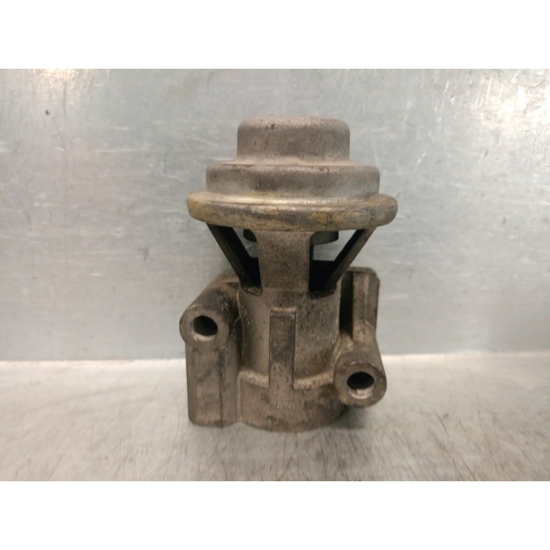 Recambio de valvula egr para hyundai h 1 2.5 diesel referencia OEM IAM 2846142521 2846142521 