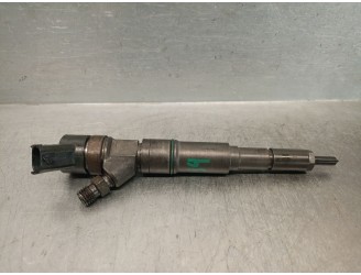 Recambio de inyector para opel omega b (v94) 2.5 dti (f69, m69, p69) referencia OEM IAM 77859830 0445110049 BOSCH