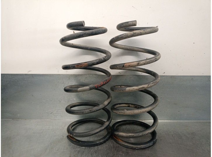 Recambio de muelle amortiguacion para toyota land cruiser (j15) 3.0 turbodiesel referencia OEM IAM 4823160G31 4823160G31 