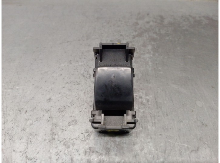Recambio de mando elevalunas trasero derecho para lexus is 2.5 16v cat (híbrido) referencia OEM IAM 192967 