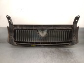 Recambio de rejilla delantera para skoda fabia i combi (6y5) 1.4 16v referencia OEM IAM  6Y0853668 01C 