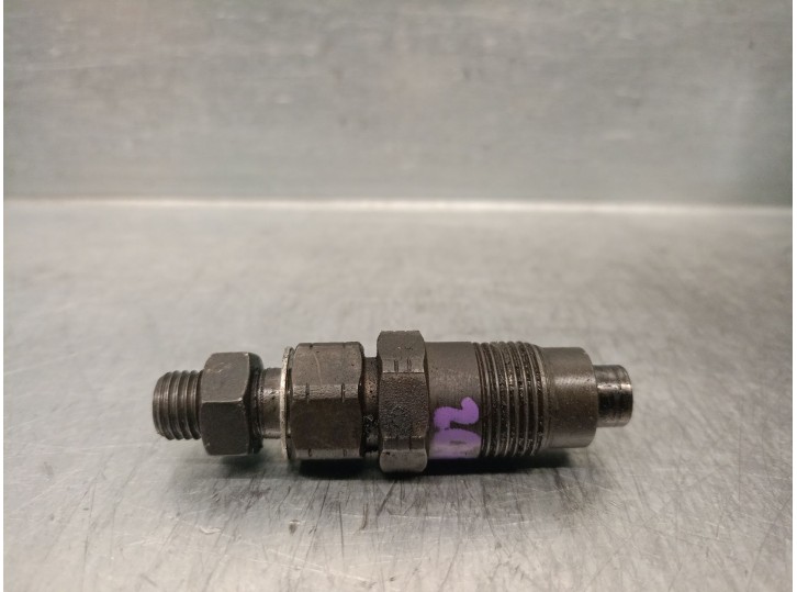 Replacement injector for Hyundai H 1 2.5 diesel OEM IAM reference 002FS1 002FS1 LUCAS