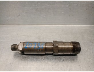 Recambio de inyector para mercedes-benz clase c (w202) berlina 2.5 diesel cat referencia OEM IAM 0000100551 KCE27S BOSCH