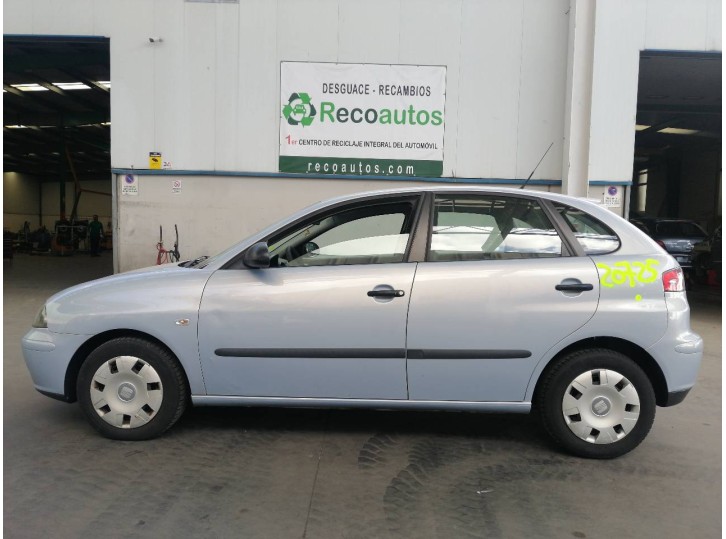 seat ibiza (6l1) del año 2004
