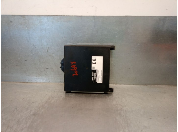 Recambio de modulo electronico para lexus is 2.5 16v cat (híbrido) referencia OEM IAM 8922153261 2380005081 DENSO