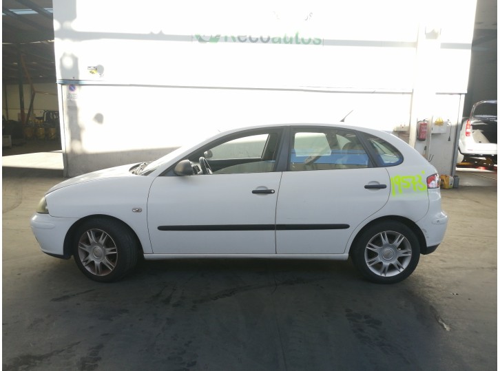 seat ibiza (6l1) del año 2005