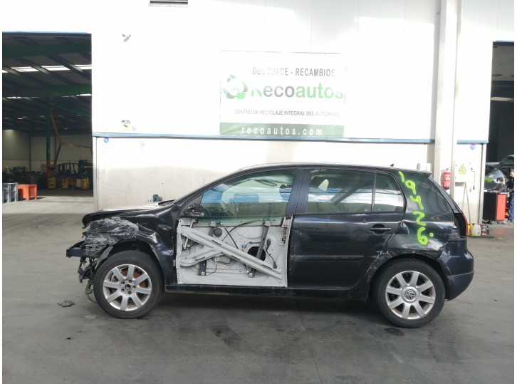 volkswagen golf v berlina (1k1) del año 2005