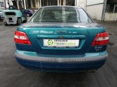 volvo s40 berlina del año 2000