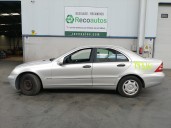 mercedes-benz clase c (w203) berlina del año 2003