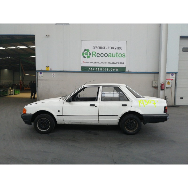 ford orion del año 1989