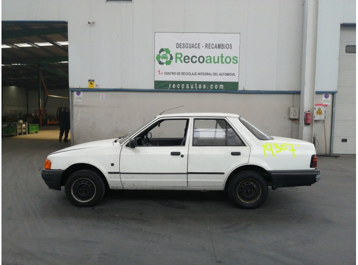 ford orion del año 1989