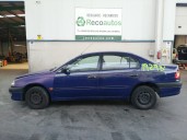 toyota avensis berlina (t 22) del año 1998