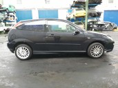 ford focus berlina (cak) del año 2001