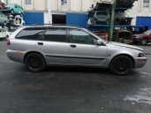 volvo v40 familiar del año 2003