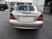 mercedes-benz clase c (w203) berlina del año 2002