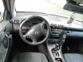 mercedes-benz clase c (w203) berlina del año 2002