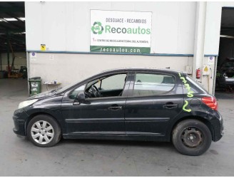 Peugeot 207 from the year 2004