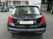 peugeot 207 del año 2004