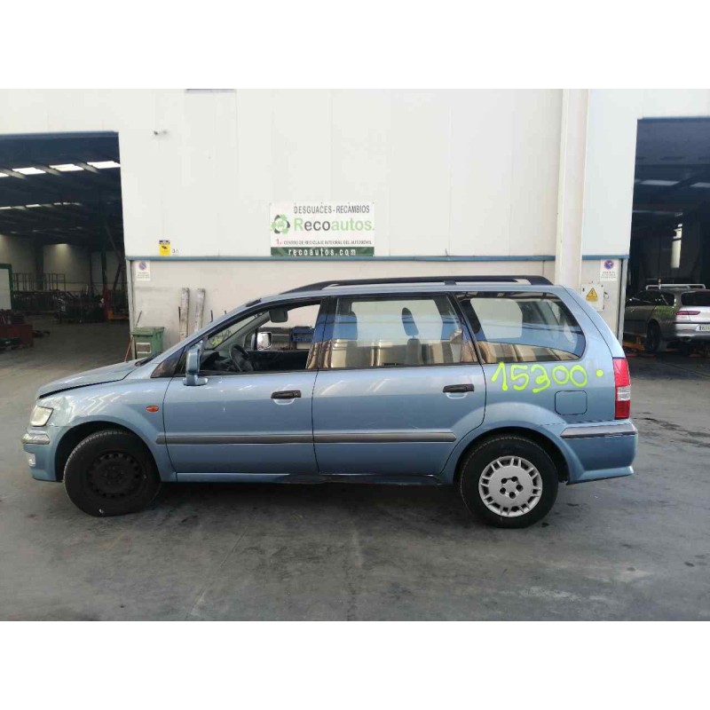 mitsubishi space wagon (n80/n90) del año 2001