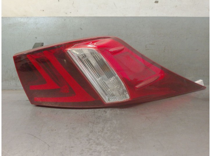 Replacement rear right tail light for Lexus IS 2.5 16V CAT (hybrid) OEM IAM reference 8155053280 8155153280 LED - 5 DOORS