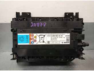 Recambio de bateria para mercedes-benz clase a (w177) a 180 (177.084) referencia OEM IAM A0009826525  0009014720 BOSCH