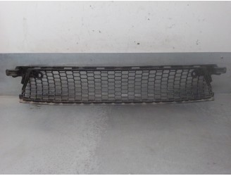 Recambio de rejilla paragolpes central para lexus is 2.5 16v cat (híbrido) referencia OEM IAM 5311353060 5311353060 