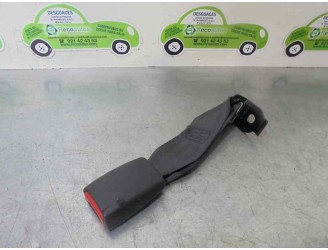 Recambio de enganche cinturon para honda civic berlina 3 (ep1/2) 1.6 vtec cat (d 16 v 1) referencia OEM IAM   5 PUERTAS