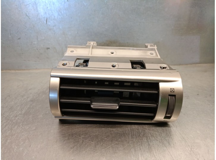 Recambio de aireador para lexus is 2.5 16v cat (híbrido) referencia OEM IAM 5566053130 5566053070C0 DELANTERO DERECHO