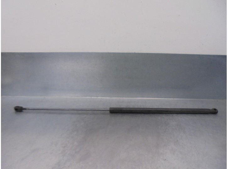 Recambio de amortiguadores capo para volvo s40 berlina 1.6 diesel cat referencia OEM IAM 9483570 