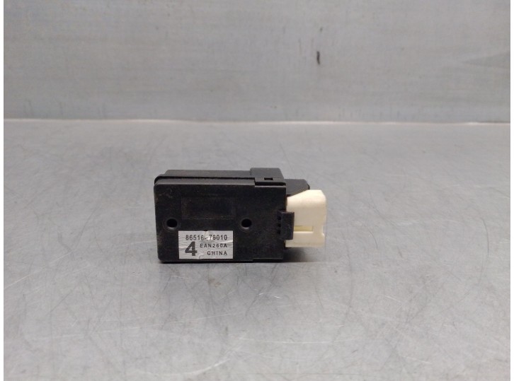 Recambio de modulo electronico para lexus is 2.5 16v cat (híbrido) referencia OEM IAM 8651676010 