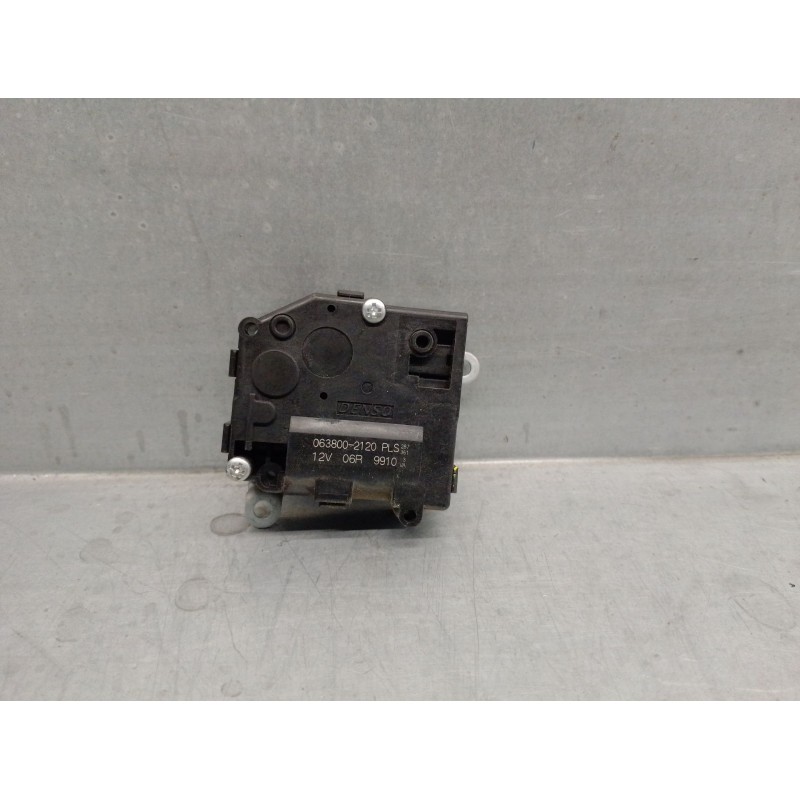 Recambio de motor calefaccion para lexus is 2.5 16v cat (híbrido) referencia OEM IAM 0638002120  DENSO