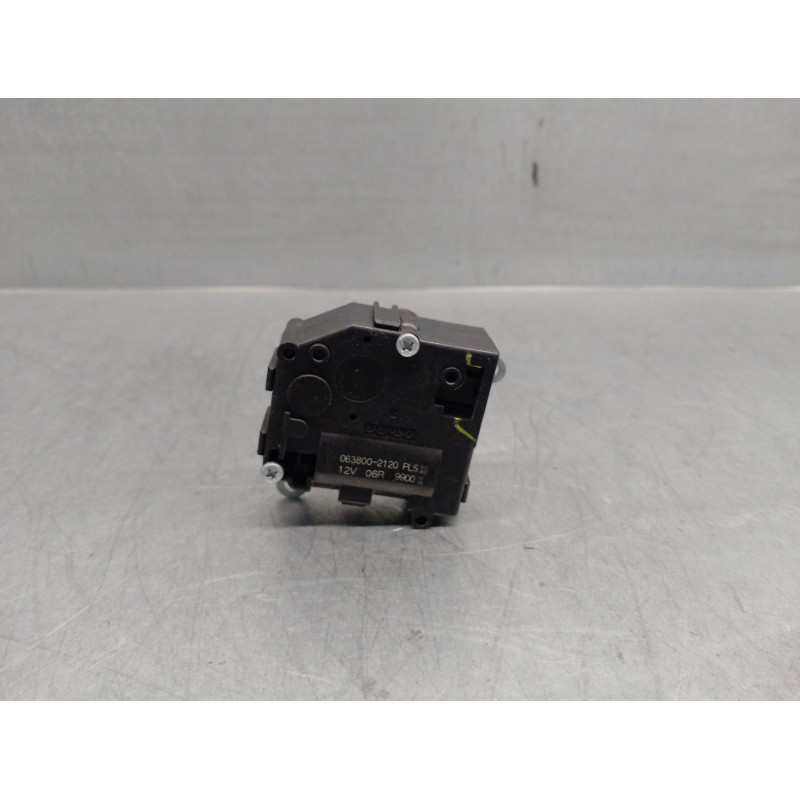 Recambio de motor calefaccion para lexus is 2.5 16v cat (híbrido) referencia OEM IAM 0638002120  DENSO