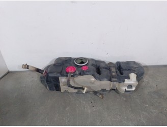 Recambio de deposito combustible para toyota land cruiser (j15) 3.0 turbodiesel referencia OEM IAM 7711135410 7700160A30 