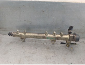 Recambio de rampa inyectora para fiat panda furgoneta/hatchback (169_) 1.3 d multijet referencia OEM IAM 46817523 55210069 04452