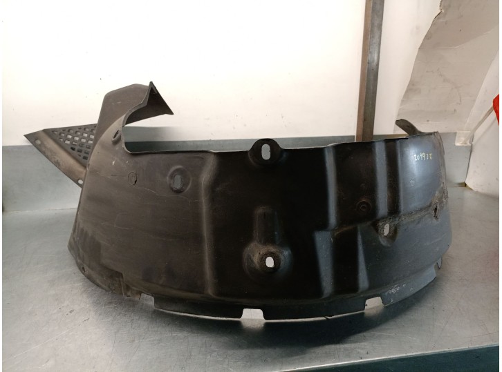 Recambio de paso rueda delantero izquierdo para ssangyong rodius 2.7 turbodiesel cat referencia OEM IAM 7971021000 7971021000 