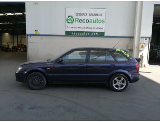 mazda 323 f vi hatchback (bj) del año 2002