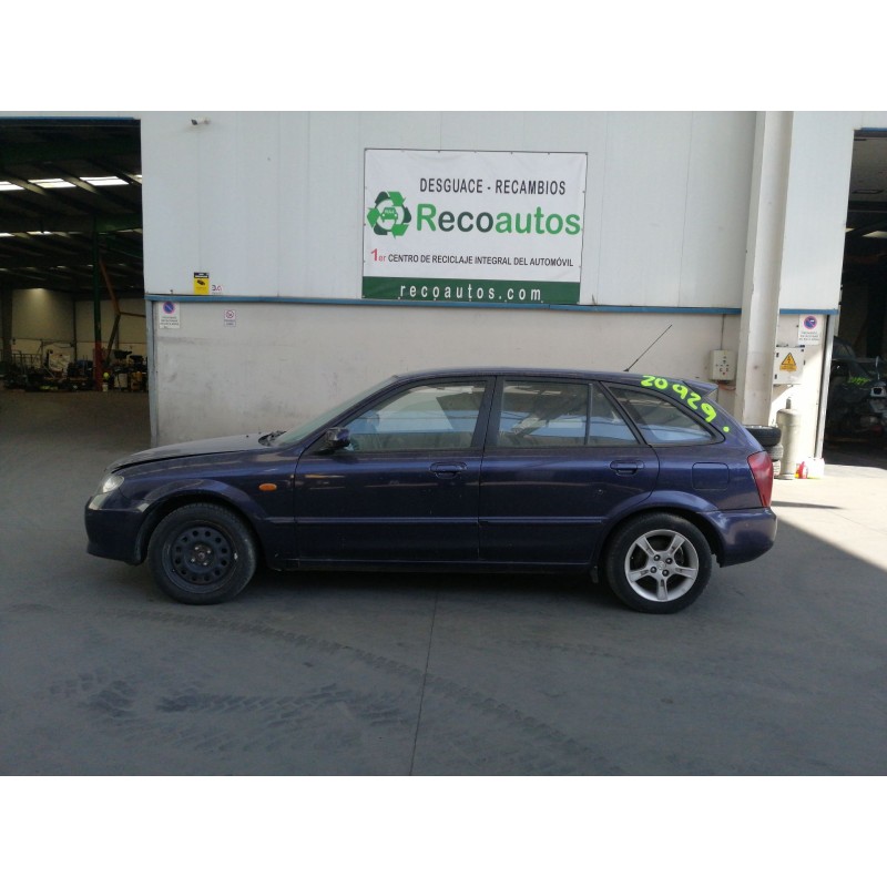 mazda 323 f vi hatchback (bj) del año 2002