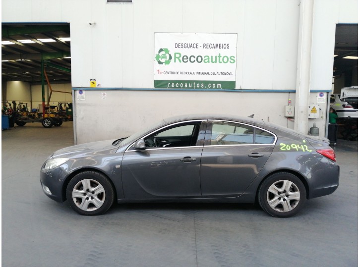 opel insignia a (g09) del año 2011