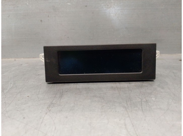 Replacement multifunction screen for Citroën C3 II (SC_) 1.0 VTi 68 OEM IAM reference 98107406XT NS19820284