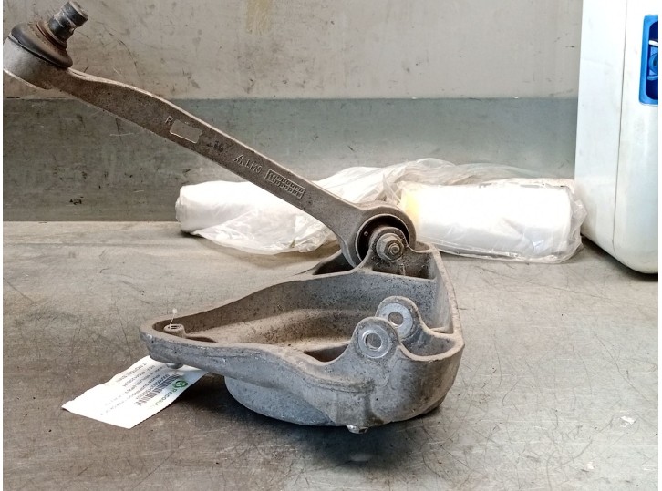 Recambio de brazo suspension superior delantero derecho para audi a6 berlina (4f2) 3.0 v6 24v tdi referencia OEM IAM 