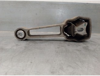 Replacement engine mount for Volvo XC60 I SUV (156) D5 AWD OEM IAM reference 31430441 31430441 