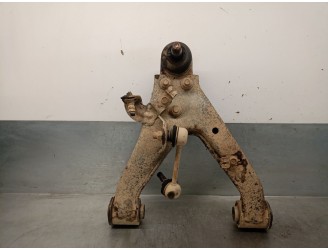 Recambio de brazo suspension inferior trasero derecho para mitsubishi montero (v80/v90) 3.2 di-d cat referencia OEM IAM 4110A078