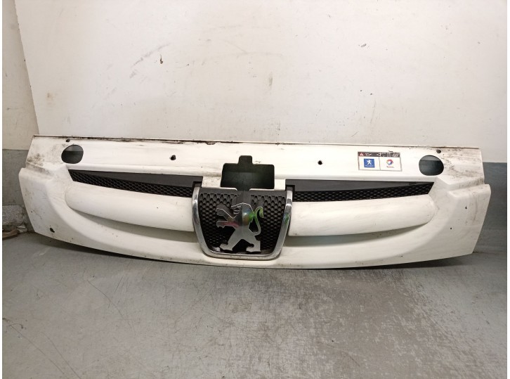 Recambio de rejilla delantera para peugeot partner furgoneta/monovolumen (5_, g_) 2.0 hdi 4x4 referencia OEM IAM 9644758777 7804