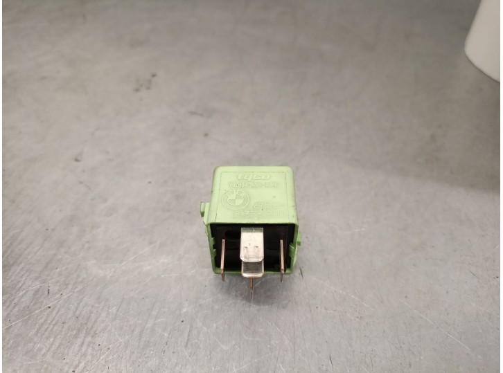 Recambio de rele para bmw 7 (e65, e66, e67) 730 d referencia OEM IAM 61368373700  