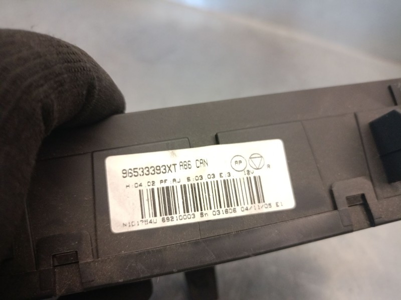 Recambio de mando climatizador para citroën c2 (jm_) 1.4 hdi referencia OEM IAM 96533393XT 6452C3 