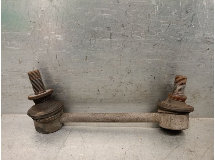 Recambio de bieleta estabilizadora trasera derecha para lexus is 2.5 16v cat (híbrido) referencia OEM IAM 4883030100 4883030100 