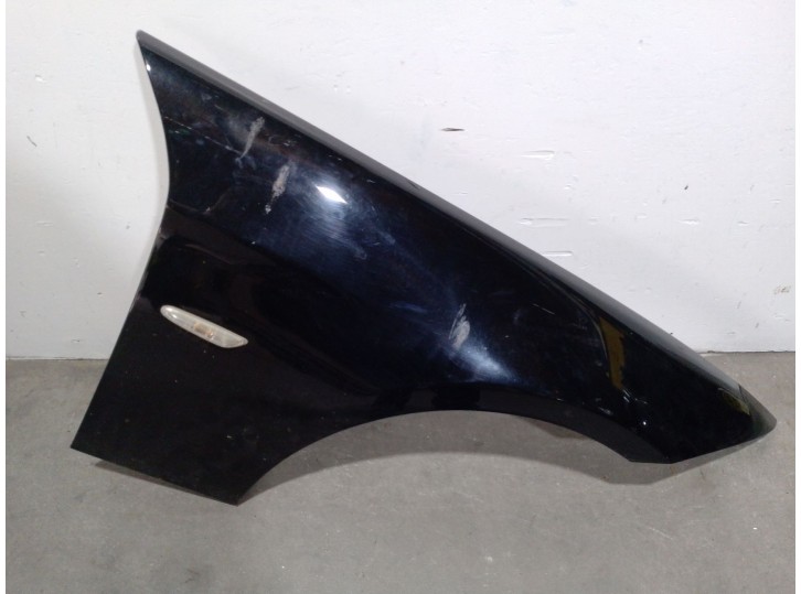 Recambio de aleta delantera derecha para bmw 3 (e90) 320 d referencia OEM IAM 41355A55AF4 