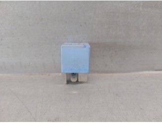 Recambio de rele para peugeot 508 sw i (8e_) 2.0 hdi rxh hybrid4 referencia OEM IAM 9638182880  OMRON