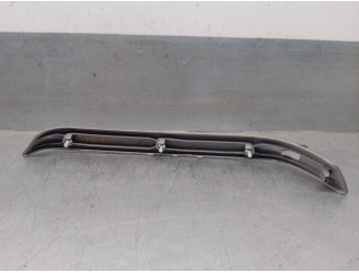 Recambio de molduras traseras para bmw 3 (e90) 320 d referencia OEM IAM 7121477 