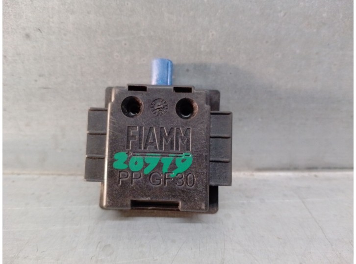 Recambio de antena para peugeot 508 sw i (8e_) 2.0 hdi rxh hybrid4 referencia OEM IAM 9666359980 